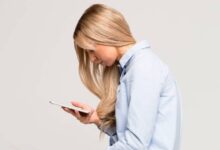 Salud Global/ Cuello de texto: el mal digital que daña la columna