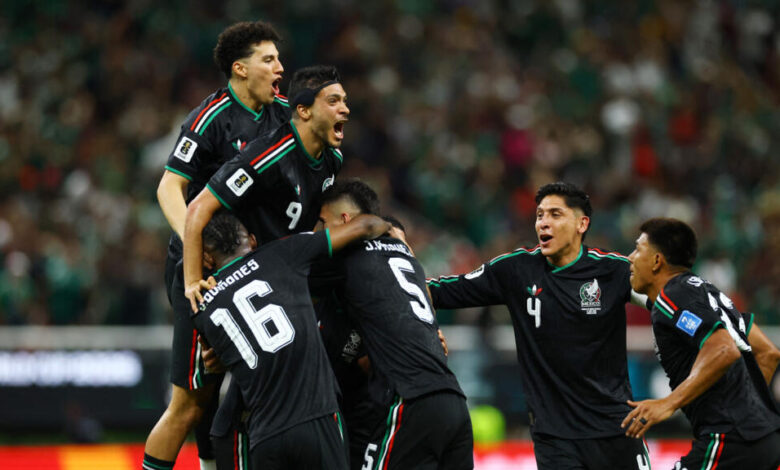 Copa Mundial FIFA: Canadá brilla con goleada y México clasifica a segunda ronda