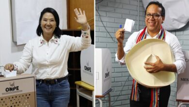 Perú: comienza conteo del balotaje entre Fujimori y Sánchez tras cierre de urnas