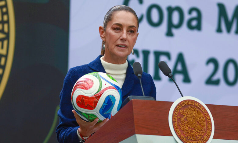 Sheinbaum pide a la FIFA "reflexionar" sobre alto costo de boletos en el Mundial