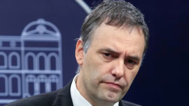 Renunció finalmente cuestionado jefe de Gabinete argentino