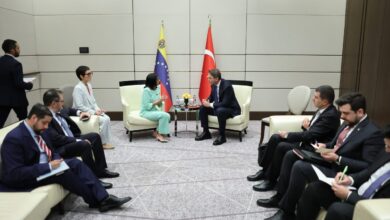 Presidenta (e) Delcy Rodríguez se reunió con el titular de la cartera energética turca