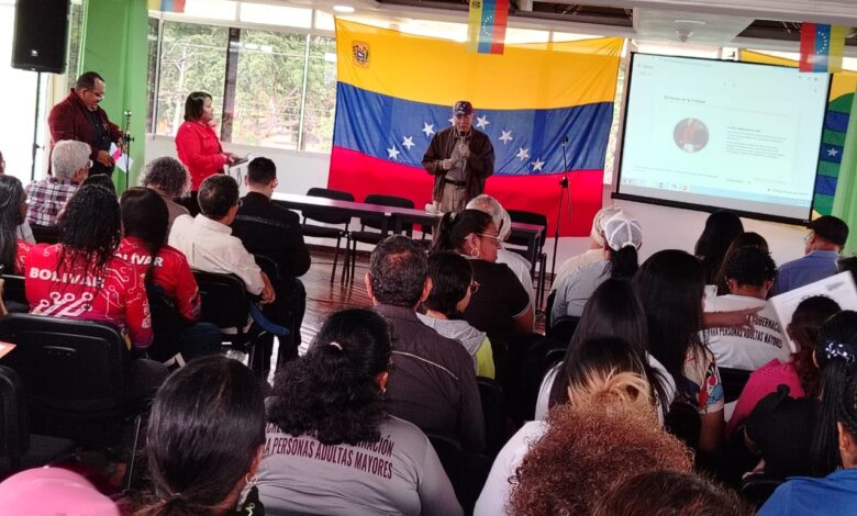 Impacto geopolítico del Congreso Anfictiónico de Panamá destaca en conversatorio en Ciudad Bolívar