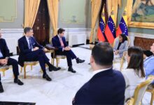 Delcy Rodríguez abordó temas de interés estratégicos con la Corporación Trafigura Group