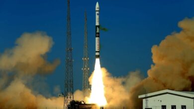 China coloca en órbita un satélite para internet móvil directo
