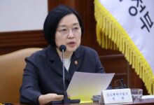 Presidente surcoreano nomina a Han Seong-sook como primera ministra