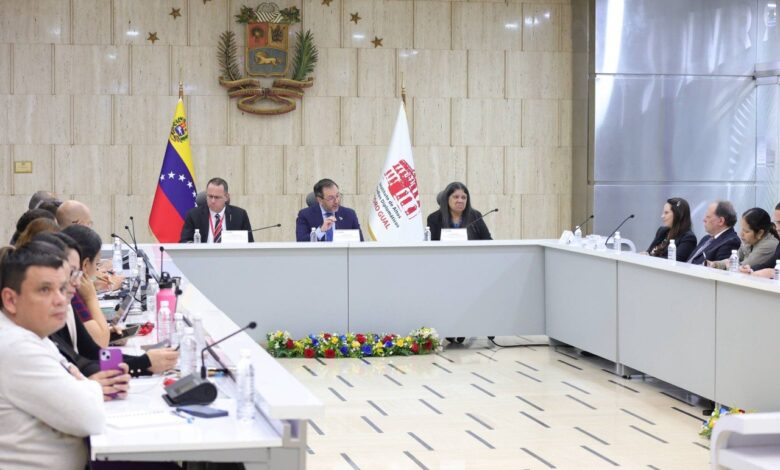 Cancillería venezolana imparte Curso de Negociaciones Multilaterales enfocado en enseñanzas de Bolívar