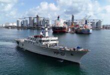 Zarpan dos buques de la Armada de México con ayuda humanitaria para Venezuela