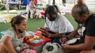 Voluntariado juvenil se despliega en puntos estratégicos de La Guaira para atender víctimas del terremoto