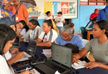 Más de 900 beneficiados en jornadas de atención a comerciantes en Las Claritas