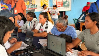 Más de 900 beneficiados en jornadas de atención a comerciantes en Las Claritas