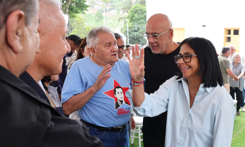 Delcy Rodríguez destacó trayectoria de Jorge Rodríguez padre, a 50 años de su siembra