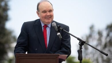 Justicia electoral decidirá polémica renuncia de senador en Perú