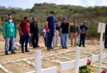 Fiscalía venezolana inspeccionó procedimientos de inhumación y atención de emergencia en La Guaira