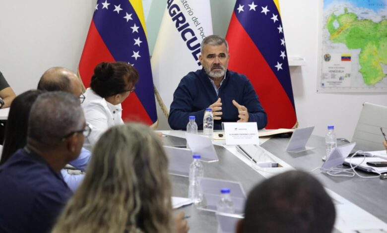 Instalan mesa técnica para la elaboración del Reglamento de la Ley del Café