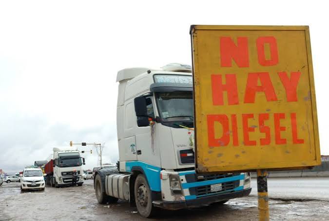 Transportistas bolivianos evalúan medidas de presión ante escasez de diésel
