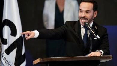 De la Espriella suspende la transición con el gobierno saliente de Petro