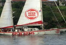 ONG Open Arms arriba a Cuba con donativo para hospital infantil en La Habana