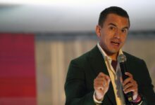 Noboa ofrece inversiones públicas previo a elecciones seccionales en Ecuado