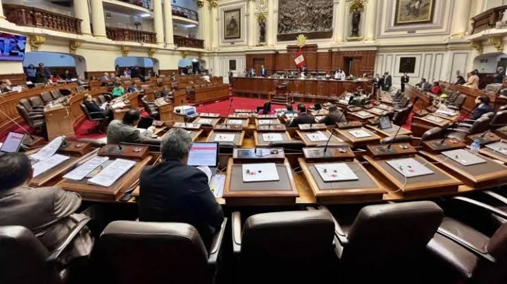 Perú: Critican ratificación de ley de delitos de lesa humanidad