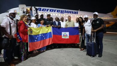 Arriba a Venezuela delegación médica y asistencia humanitaria de Haití