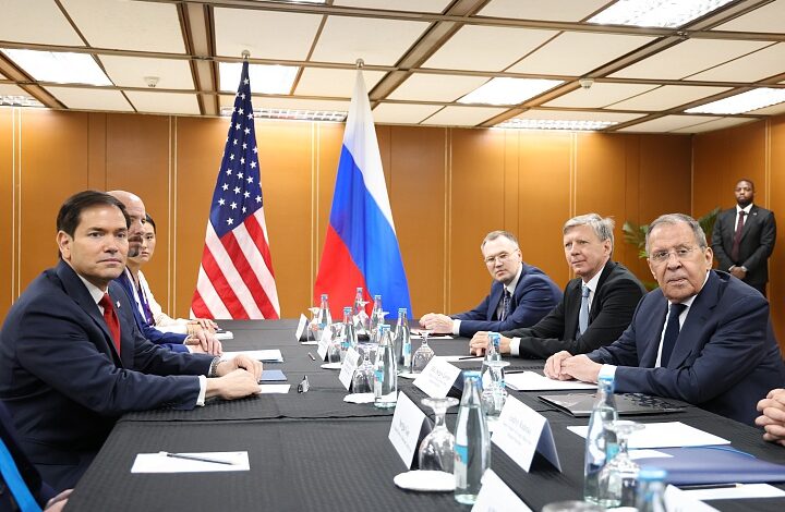 Diplomáticos Marco Rubio y Serguéi Lavrov sostienen reunión de alto nivel en Filipinas