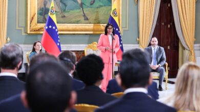 Presidenta Delcy Rodríguez firma acuerdos energéticos con consorcios internacionales