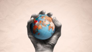 Analista revela a Tucker Carlson qué países formarán el nuevo mundo tripolar