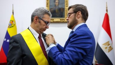 Venezuela otorga Orden Francisco de Miranda a embajador de Egipto Kareem Amim