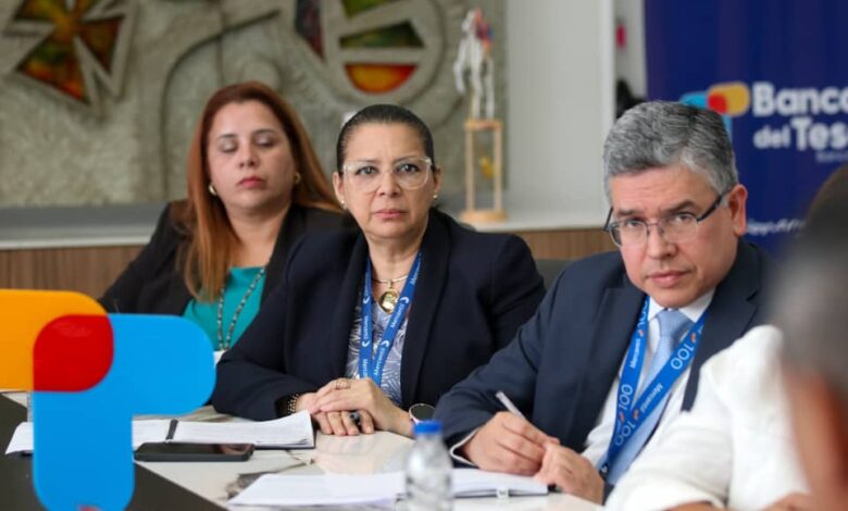 Seguimiento con la banca privada al Plan Crediticio Venezuela Renace