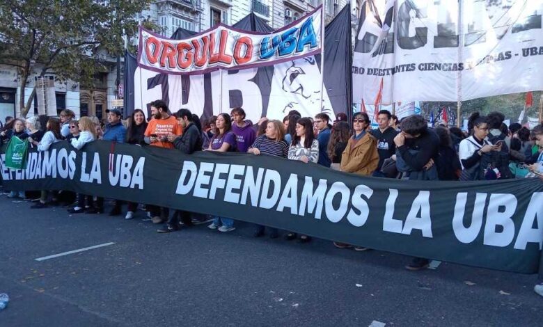 Universidades públicas argentinas van al paro nacional este miércoles