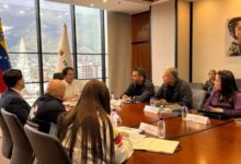 Ministro Francisco Garcés evalúa proyectos para desarrollar el transporte multimodal en Venezuela