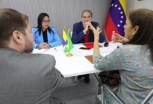 Venezuela y Brasil revisan agenda común de cooperación