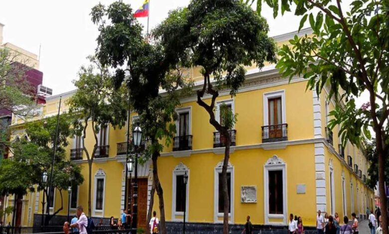 Venezuela y República Dominicana acuerdan normalizar gradualmente relaciones