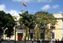 Venezuela ratifica disposición al diálogo comercial con Colombia bajo el principio de soberanía