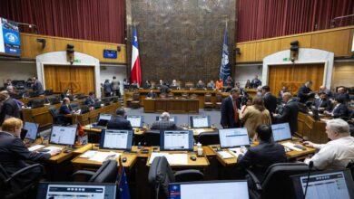 Gobierno de Chile logra aprobación total de polémica megarreforma
