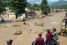 Inundaciones masivas en la frontera Nepal y China contabilizan cientos de desaparecidos