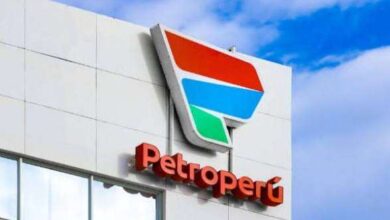 Sindicatos de Petroperú rechazan plan de privatización de Fujimori