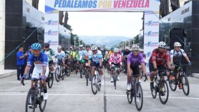«Pedaleamos por Venezuela» reunió cerca de 700 ciclistas en apoyo a La Guaira