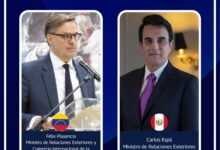 Venezuela y Perú revisan avances en reanudación de relaciones consulares
