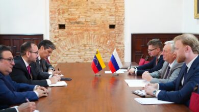 Venezuela revisa agenda de cooperación multilateral con España, Serbia, Rusia y EE. UU.