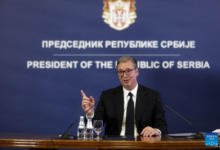 Vucic dimite como presidente de Serbia