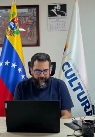 En su segunda cohorte diplomado lleva pensamiento de El Libertador Simón Bolívar a África