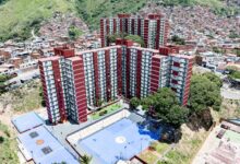 Presidenta Rodríguez entrega 440 viviendas rehabilitadas en Caracas, por Plan Venezuela Renace