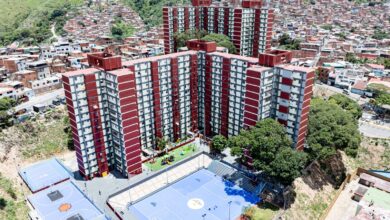 Presidenta Rodríguez entrega 440 viviendas rehabilitadas en Caracas, por Plan Venezuela Renace