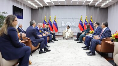 Presidenta Delcy Rodríguez sostuvo reunión de trabajo con directivos de petrolera Eni y Chevron