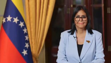 Delcy Rodríguez respalda aportes de las mesas de diálogo para el avance del país