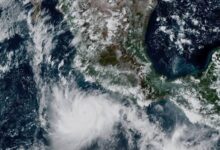 Huracán Polo se intensifica a categoría 2 en el Pacífico