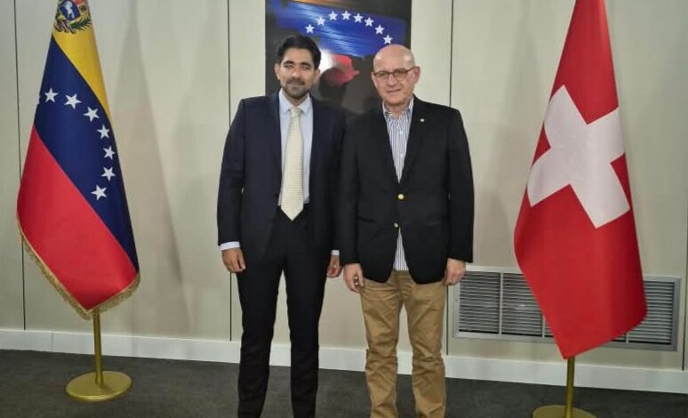 Venezuela recibe al embajador designado de Suiza Martin Maier