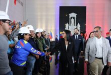 Presidenta Rodríguez conmemora150 años del traslado de Simón Bolívar al Panteón Nacional